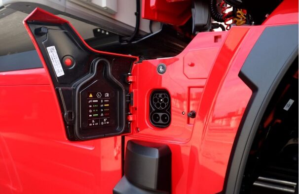 SVZ Transport | Twee MAN eTGX trekkers voor locatie Winkeldistributie Weert